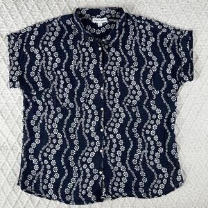 Alex & Jordan Navy Floral Hawaiian Button Front Blouse Short Sleeve Women’s M